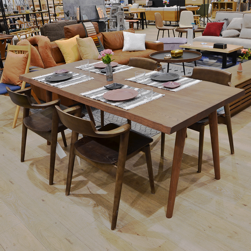 nire-table-br