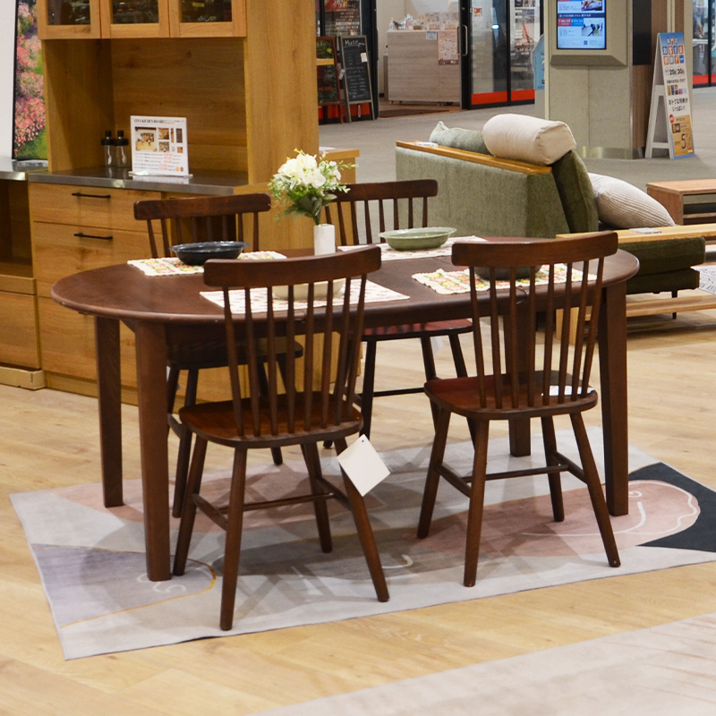 round-table-1
