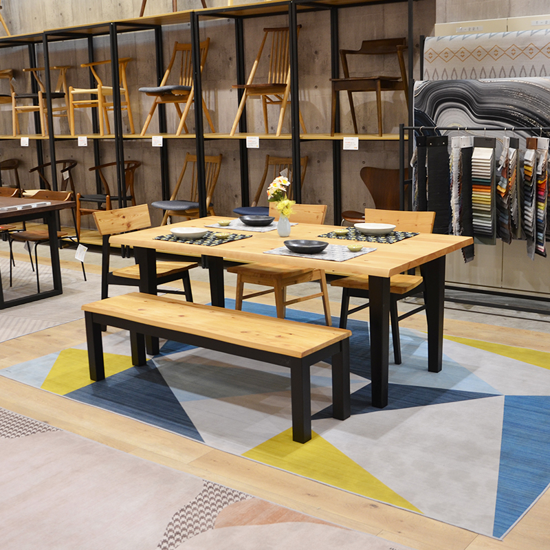 azumi-table-1