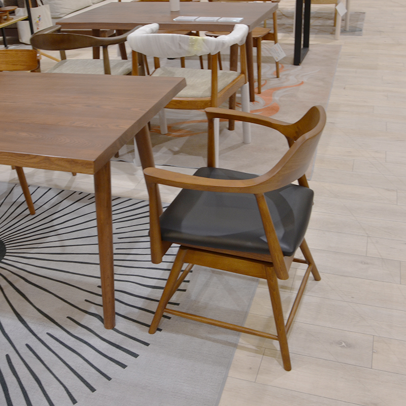 meet-chair9